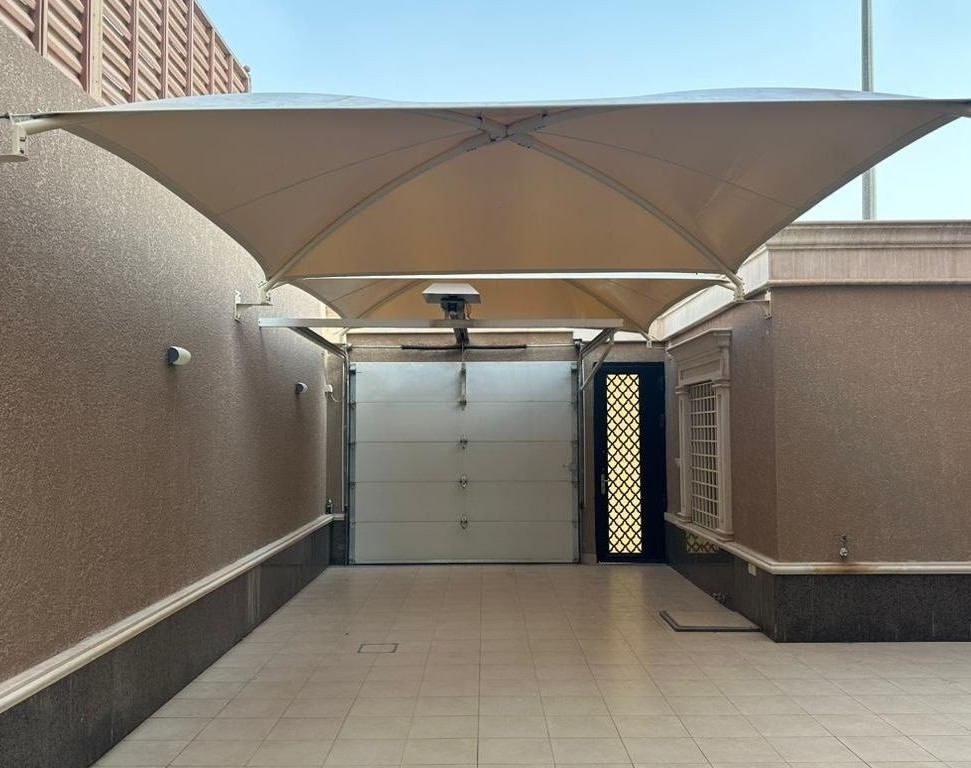 مظلات الحارثي