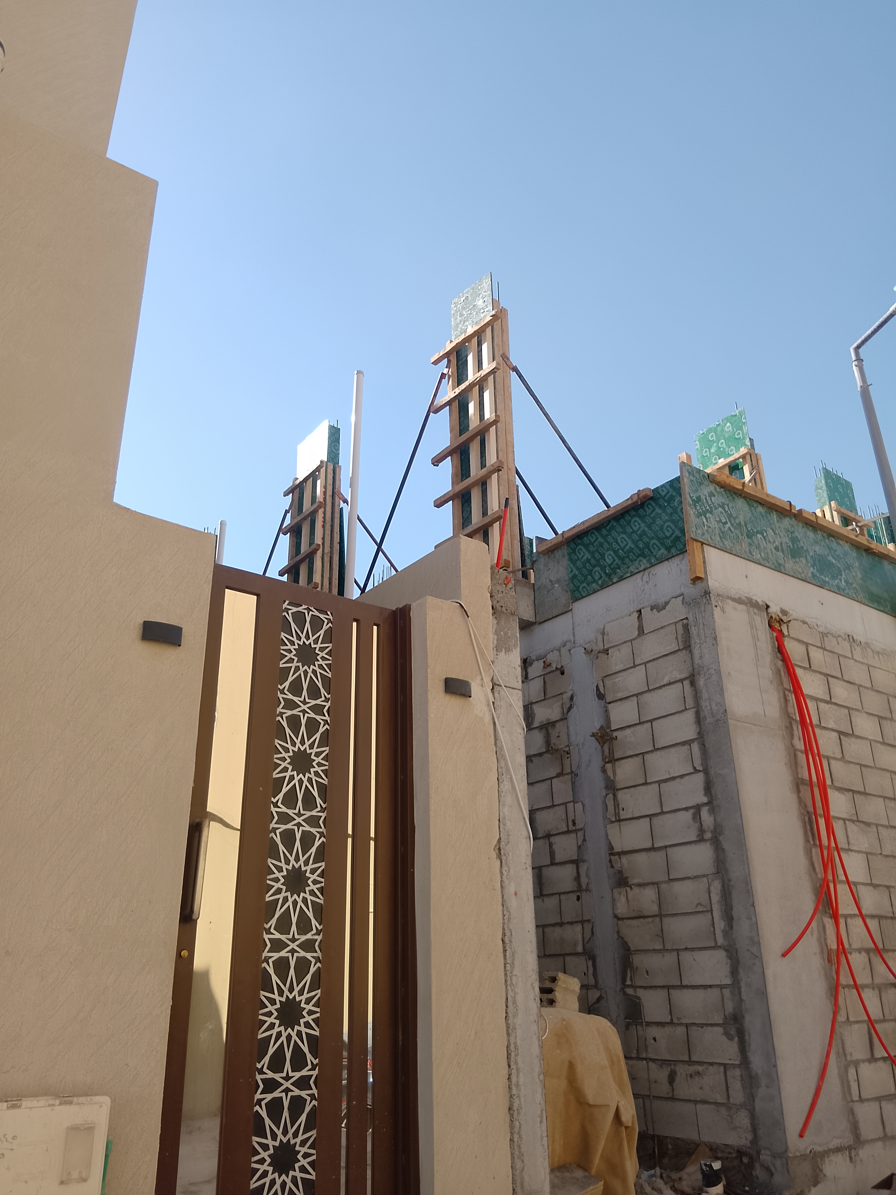 مقاول ابو بسام